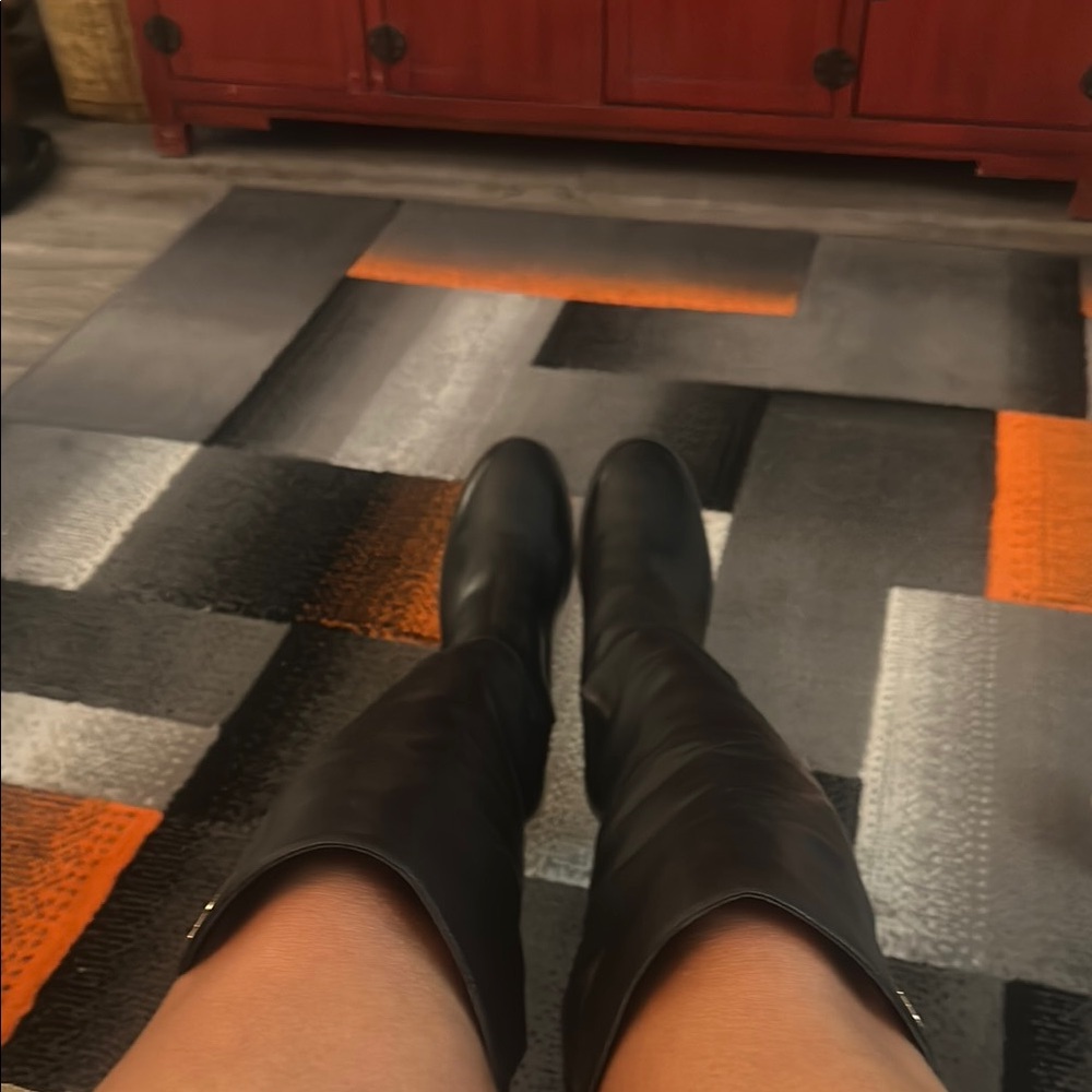 Stuart Weissman  beautiful Blk leatherTall  Boots Size 10  BRAND NEW $750 New 🌸 - Picture 10 of 12